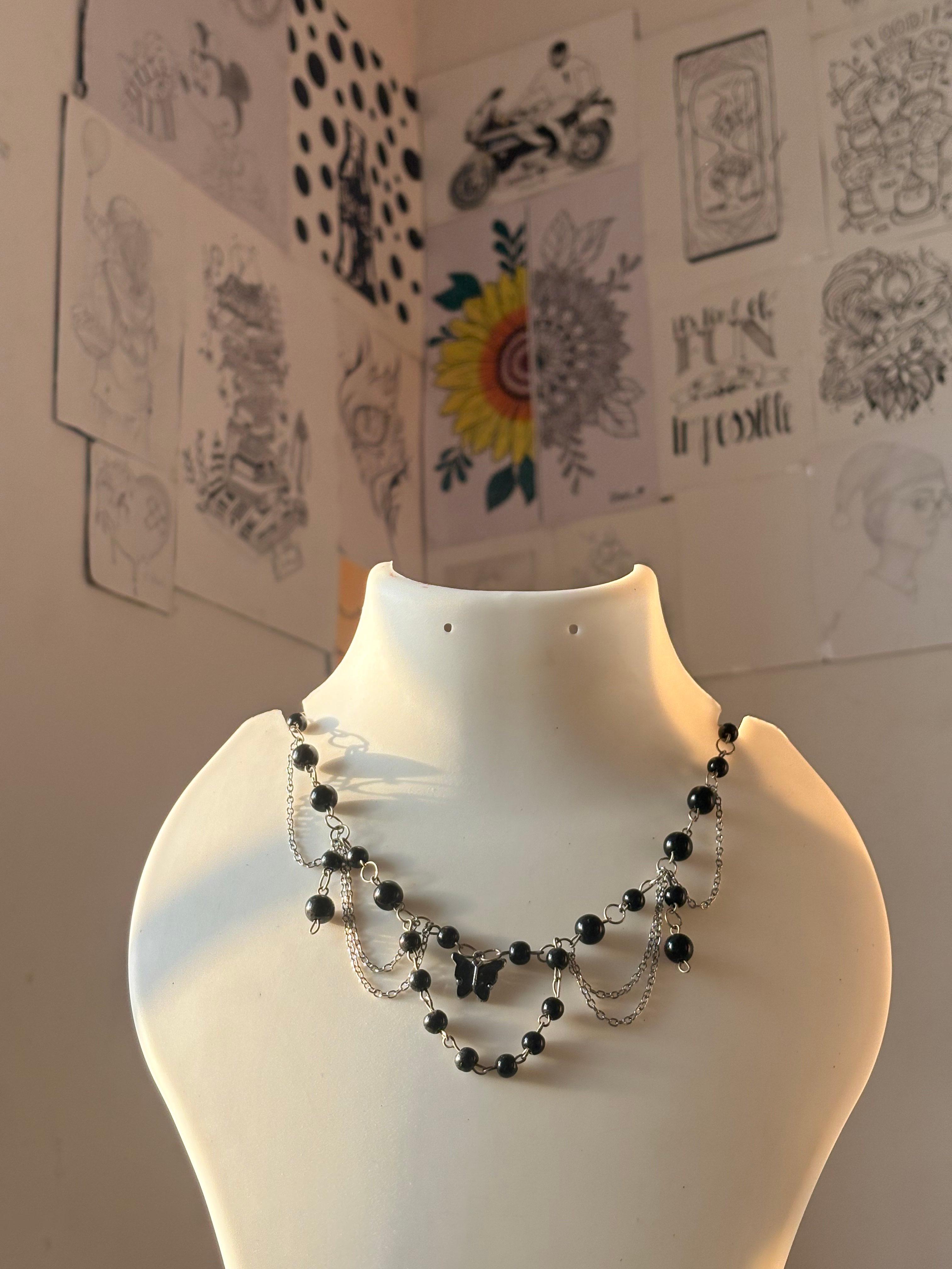 black bead necklace - Thumbnail 3