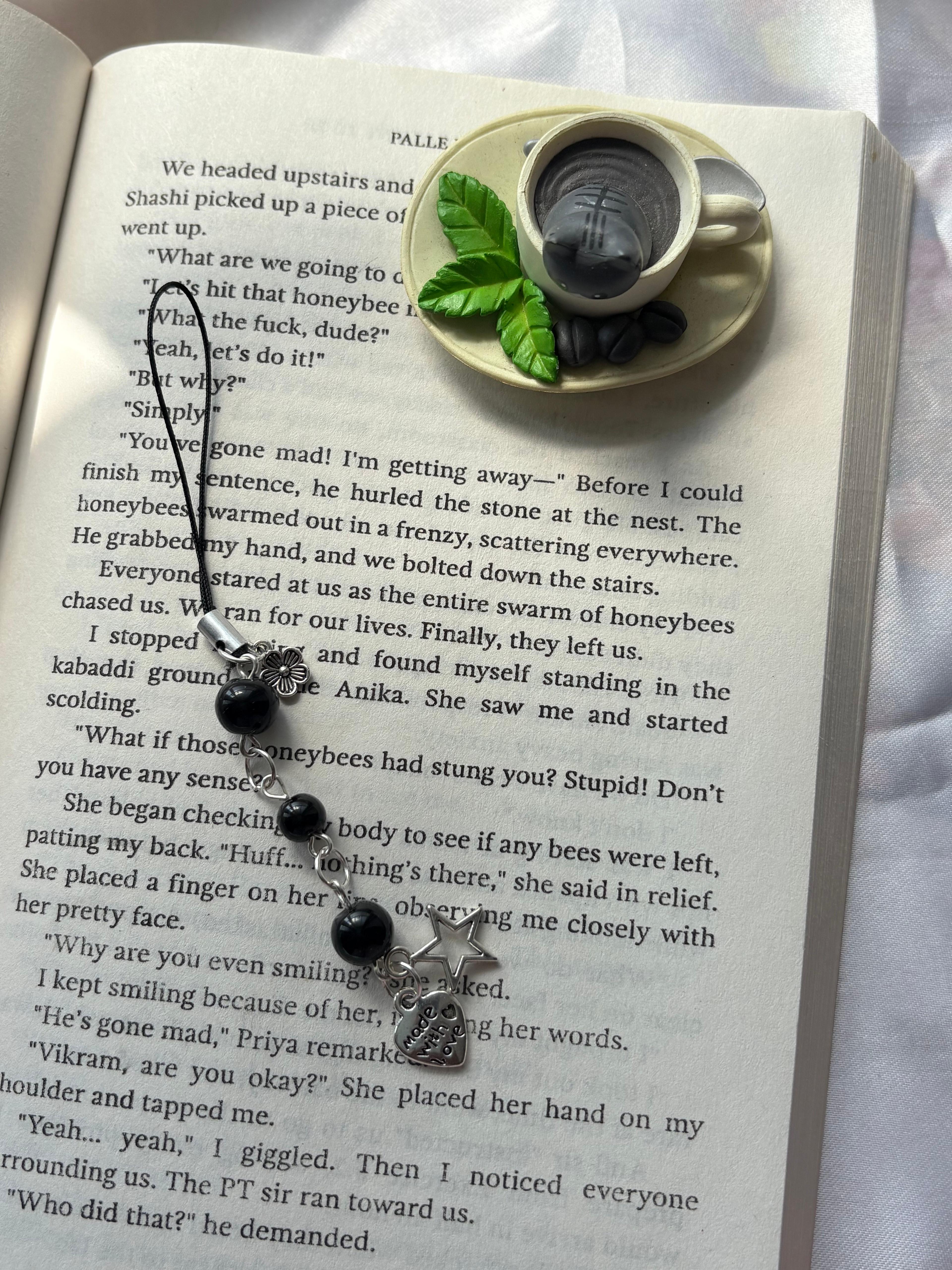 black bead phone charm - Image 1