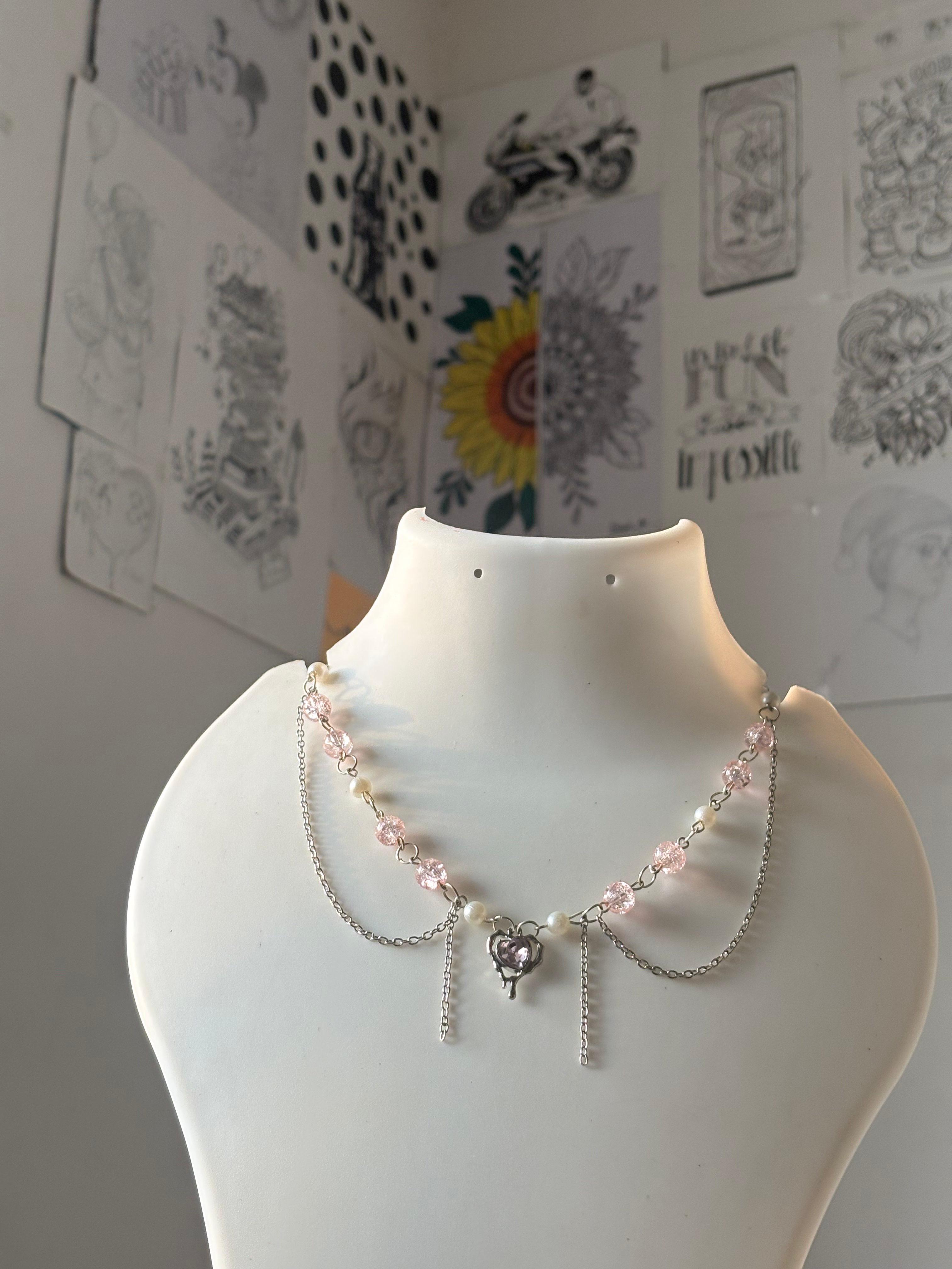 pink crystal bead necklace - Image 1